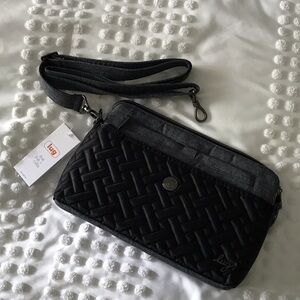 Lug Pirouette Color Block Quilted Crossbody Bag - Black and Gray